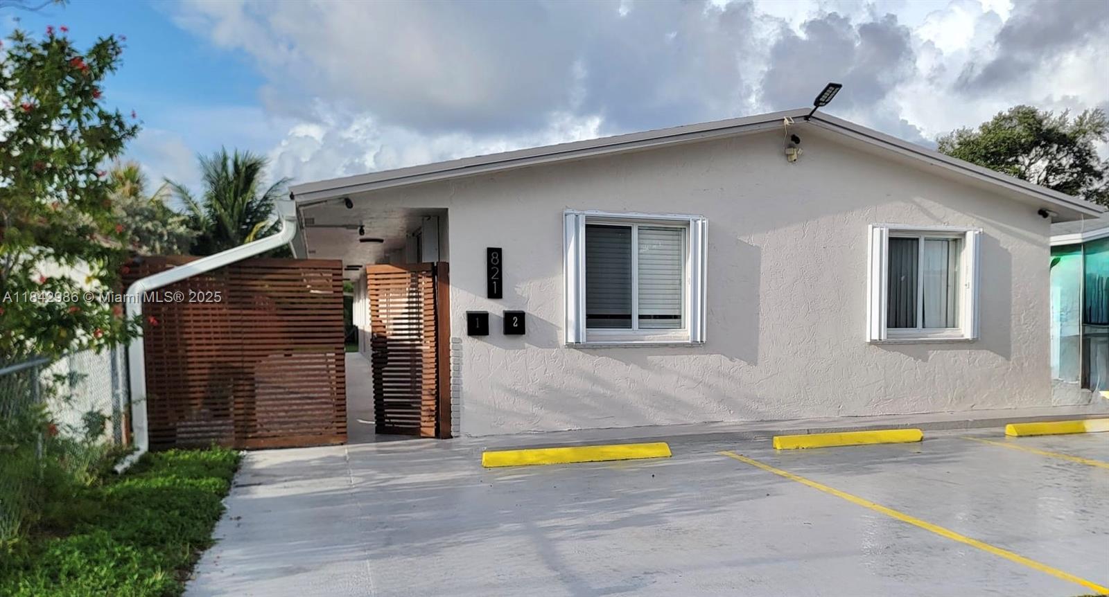 Beautiful & Spacious fully renovated 2 bedroom/2 bathroom, duplex located in a prime location. Easy access to I-95 and just minutes away from Aventura Mall, Gulfstream Park Racing & Casino, the beach, restaurants, shopping plazas and much more. Features include shared backyard space, 2 assigned parking spaces included, in-unit washer and dryer, central a/c, newly updated bathrooms, freshly painted and modern finishes throughout the unit. NO HOA – FAST APPROVAL!! The rent includes water and landscaping. Only asking for 1st month and security deposit. Come check it out!