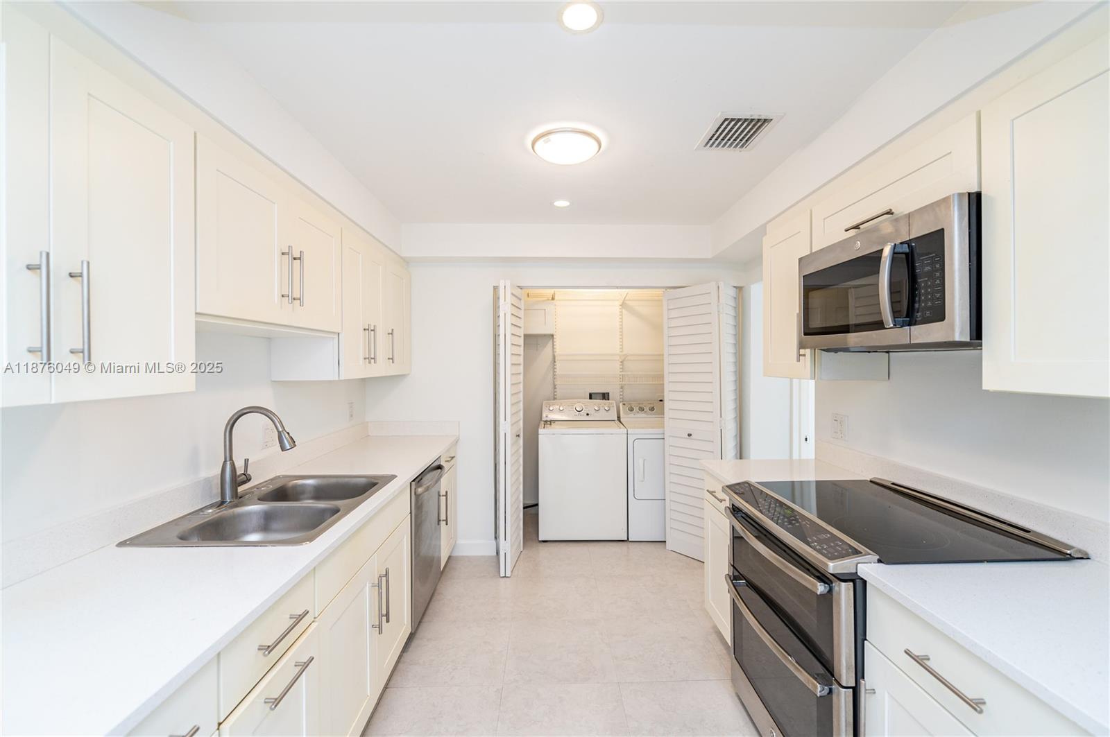 CORAL GABLES SEC E - Residential