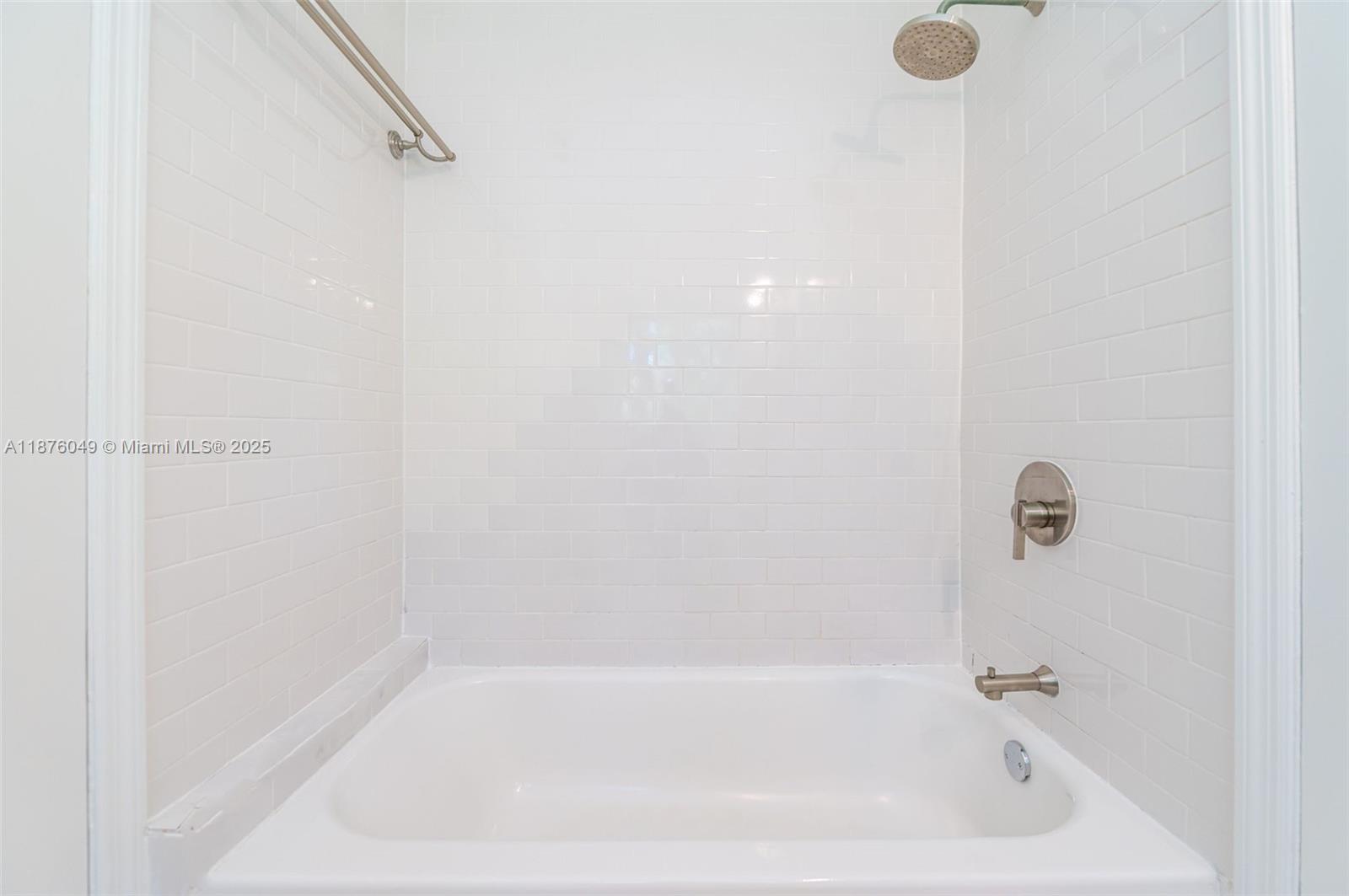 CORAL GABLES SEC E - Residential