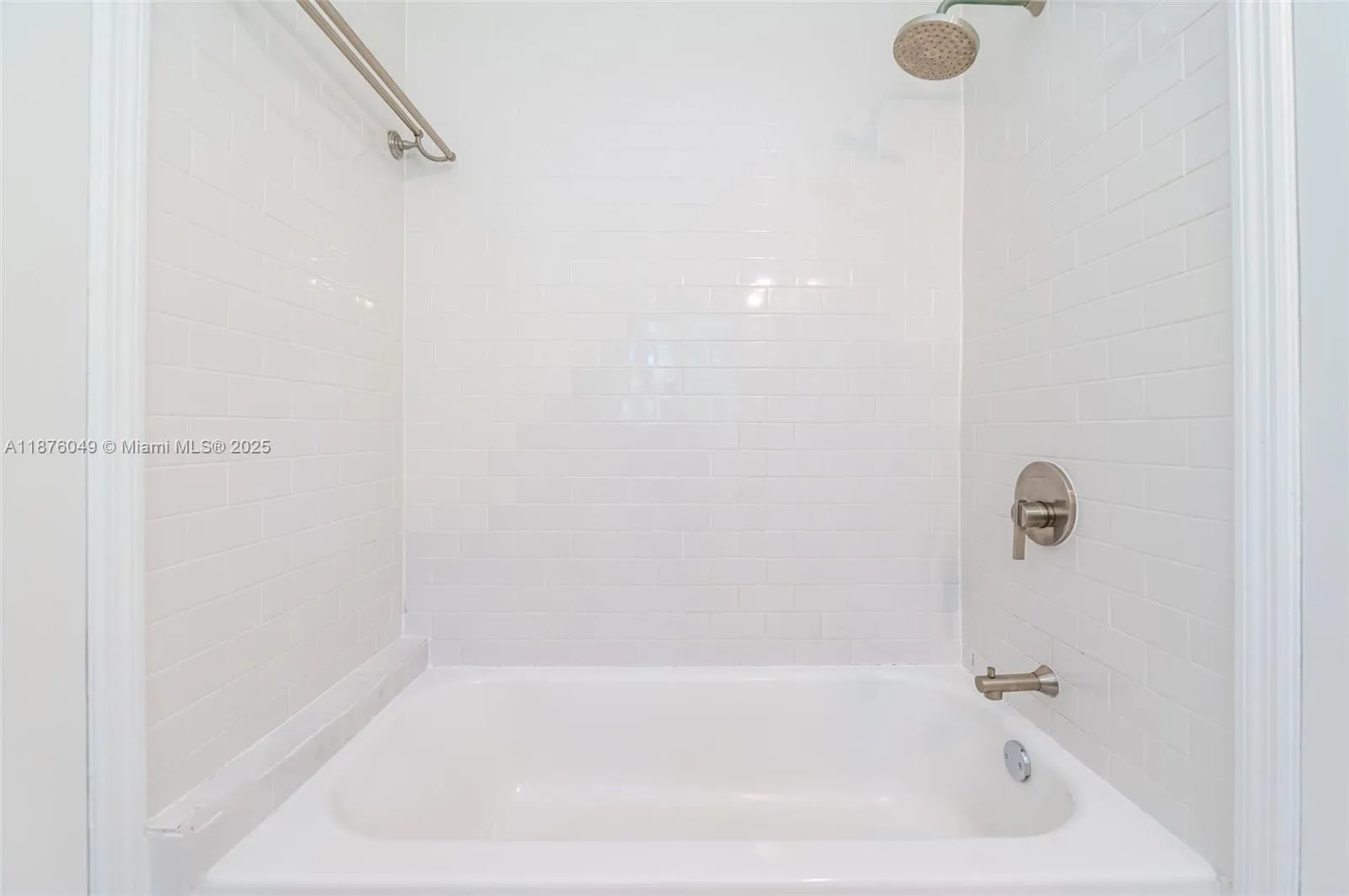 Coral Gables, Florida 33134, United States, 5 Bedrooms Bedrooms, ,4 BathroomsBathrooms,Residential,Active,216302