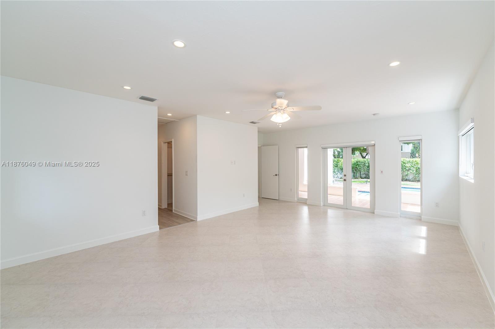CORAL GABLES SEC E - Residential