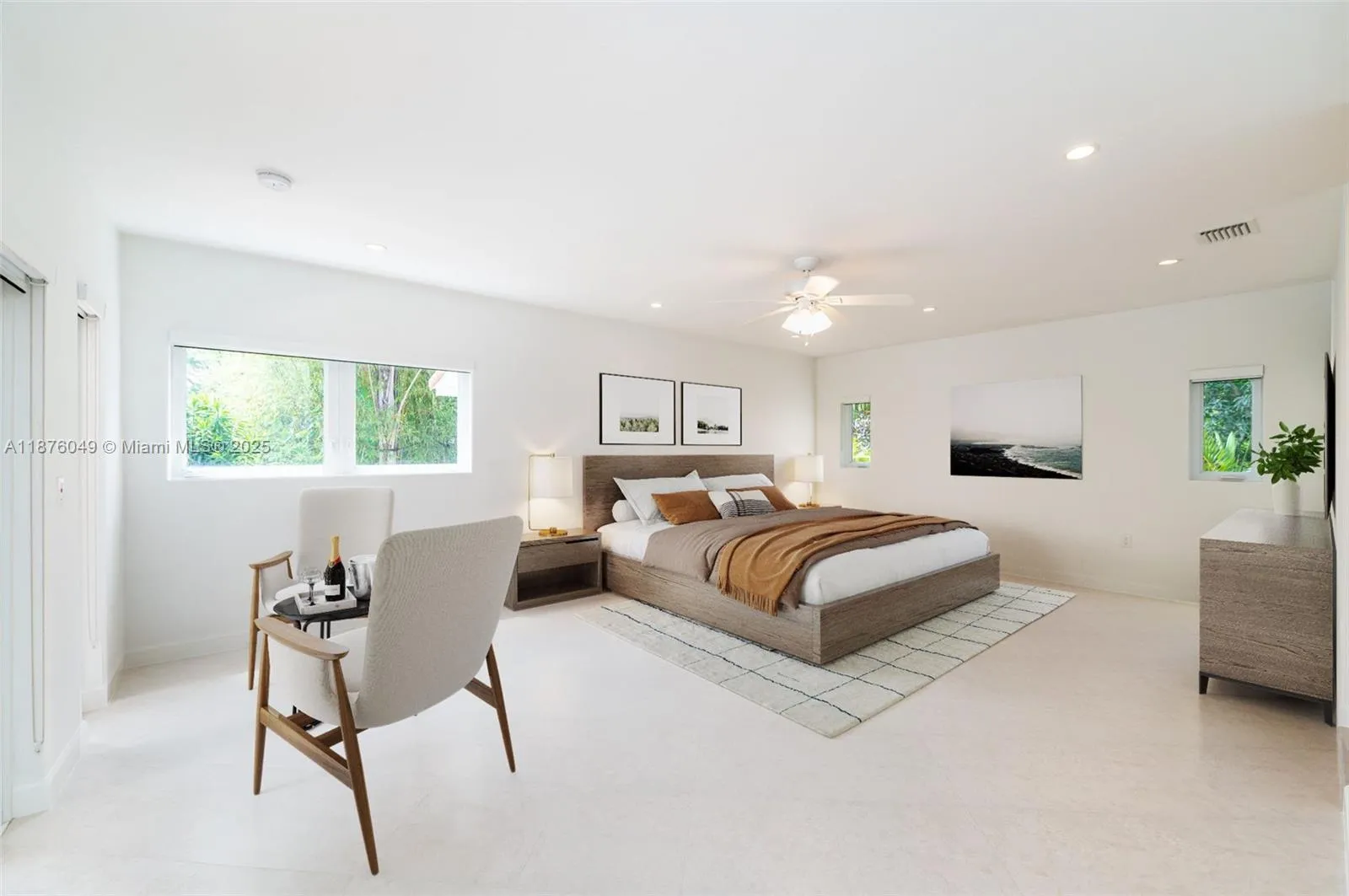 Coral Gables, Florida 33134, United States, 5 Bedrooms Bedrooms, ,4 BathroomsBathrooms,Residential,Active,216302