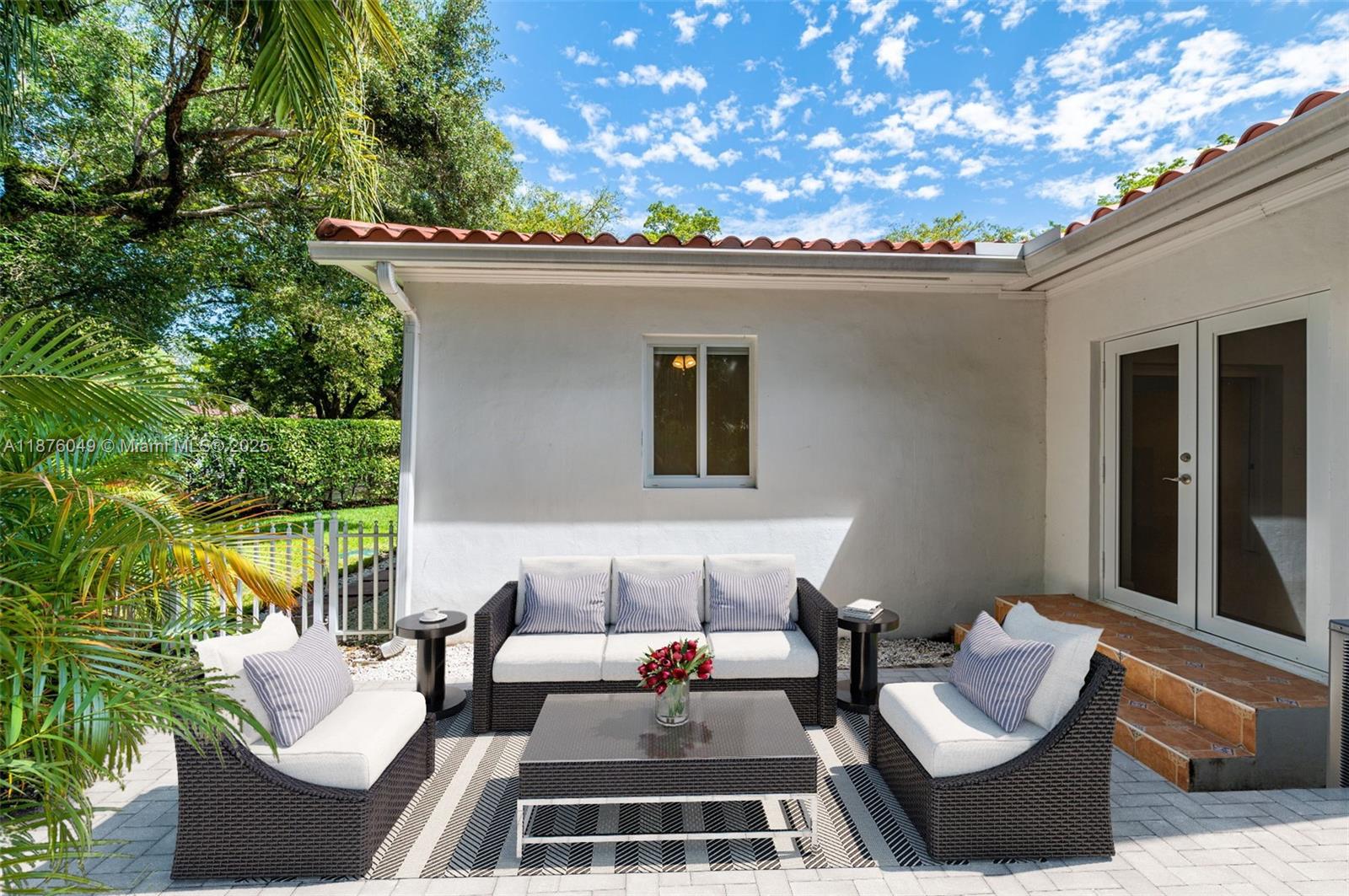 CORAL GABLES SEC E - Residential
