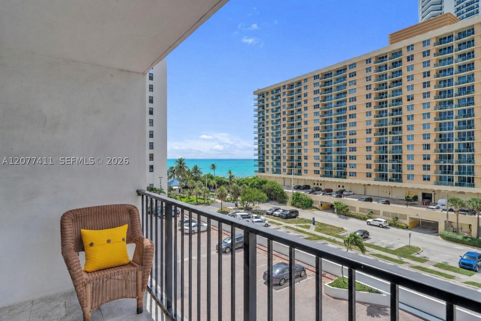 2401 S Ocean Dr 507, Hollywood FL 33019