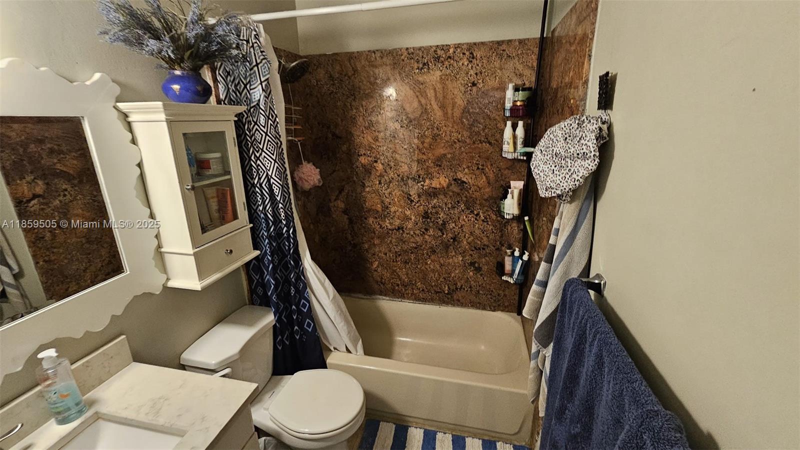 CROSS BRIAR I CONDO - Residential