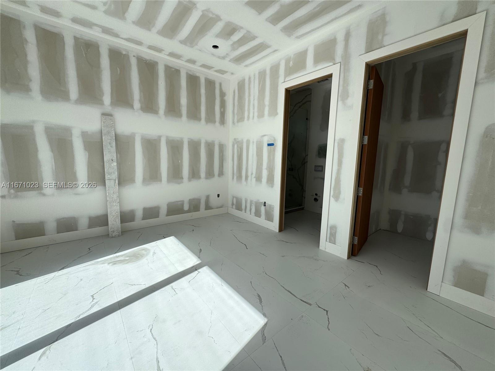 UNPLATTED - Residential