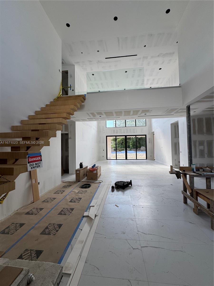 UNPLATTED - Residential