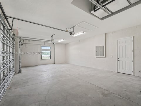 Tiny photo for 7041 NE 22nd Court Rd, Ocala, FL 34479 (MLS # A12041766)