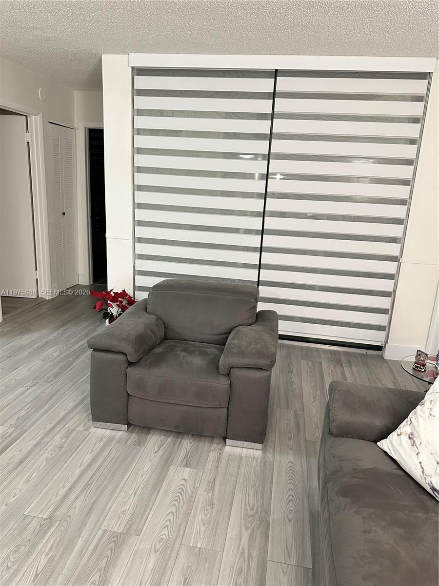 INTERNATIONAL TOWERS COND - Residential Lease