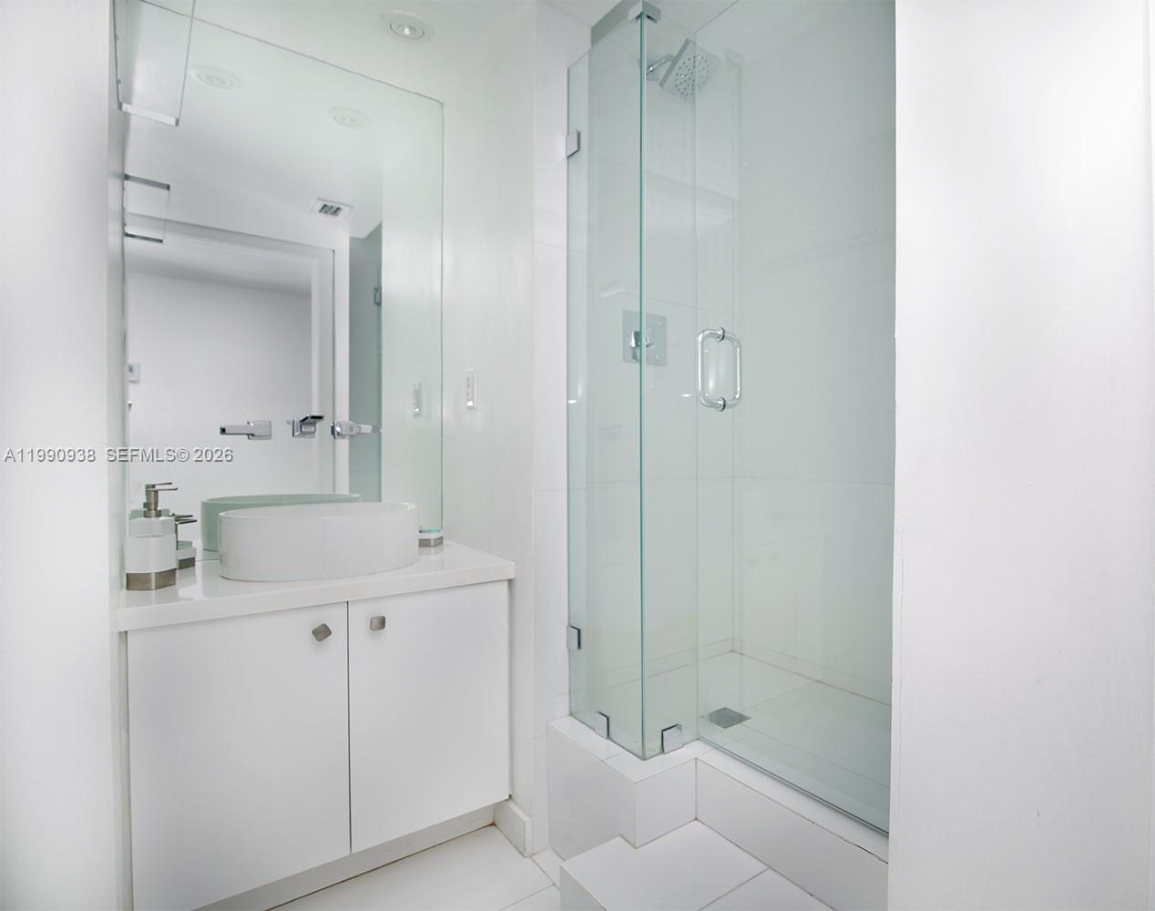 CLUB ATLANTIS CONDO - Residential Lease