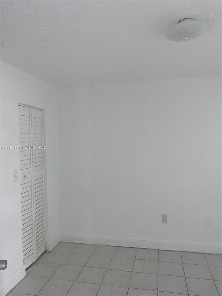 CORAL LAKES - Residential