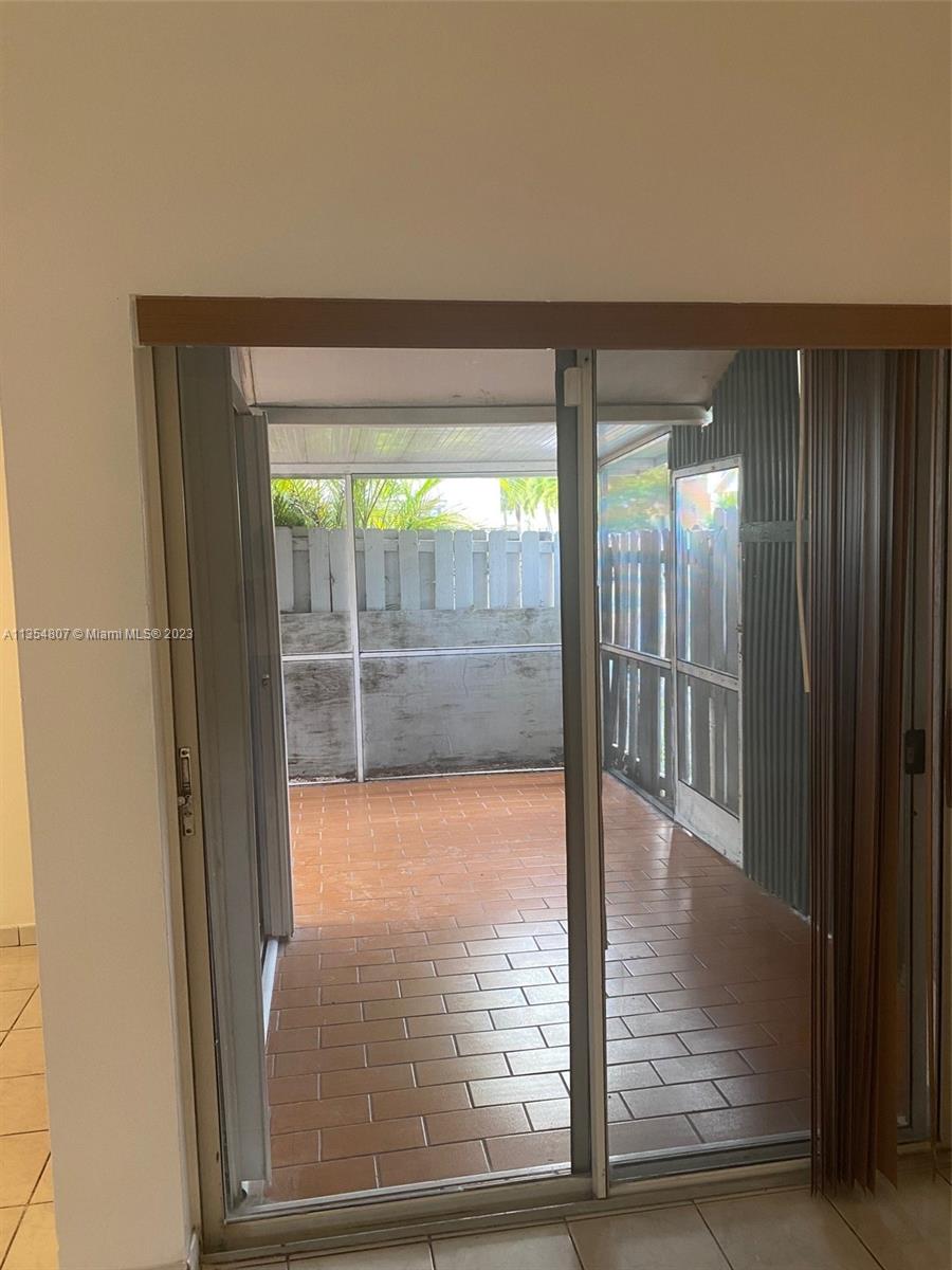 CORAL LAKES - Residential