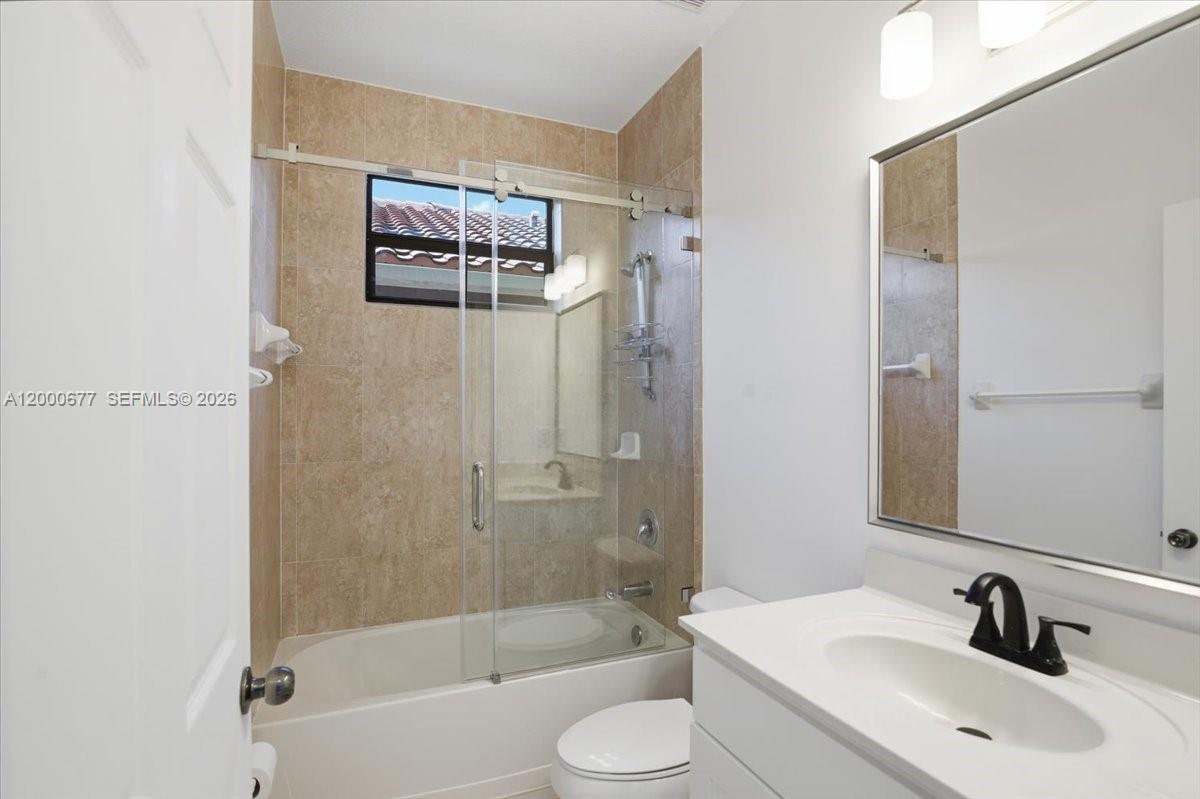 FONTAINEBLEAU WEST NORTH - Residential Lease