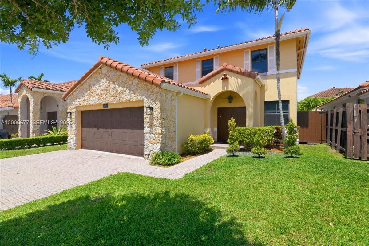 FONTAINEBLEAU WEST NORTH - Residential Lease