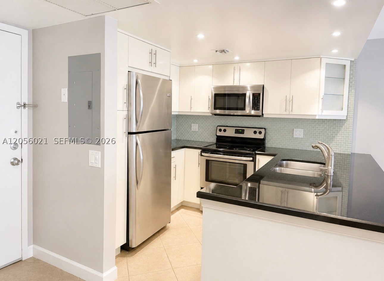 2000 Atlantic Shores Blvd 316