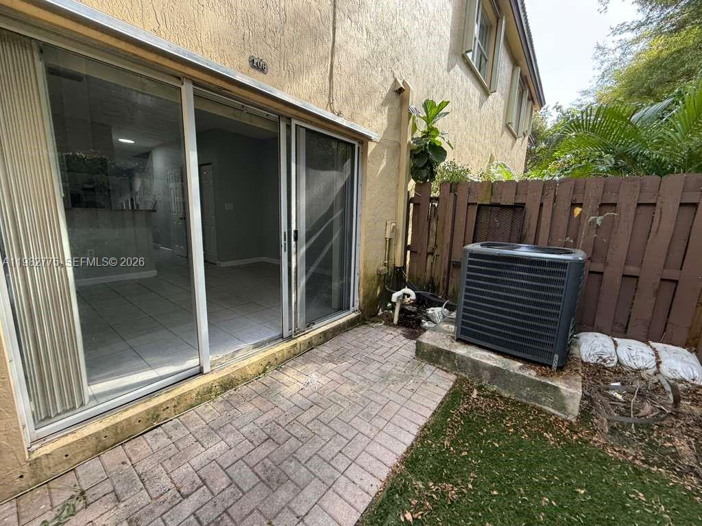 VILLAS AT CARMEL CONDO NO - Residential Lease