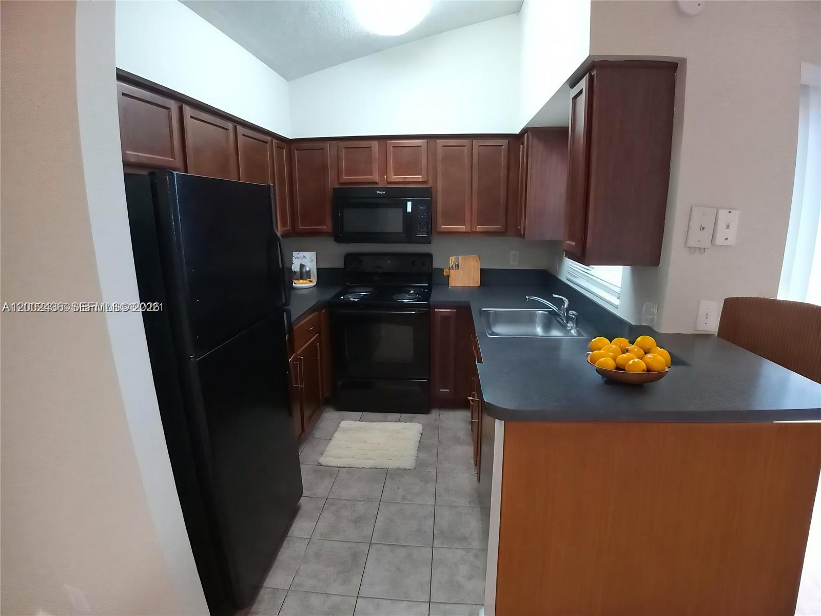 SOUTH PALM PLACE CONDO - Residential