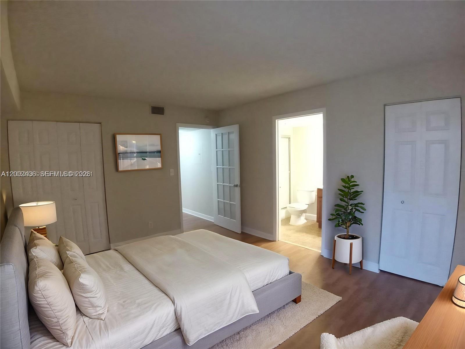 SOUTH PALM PLACE CONDO - Residential