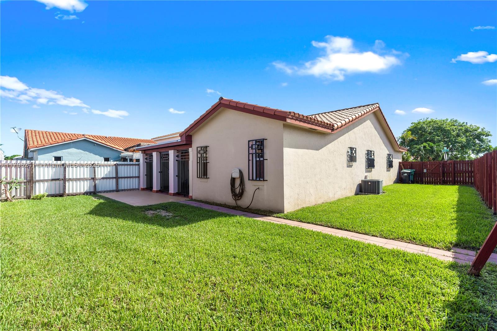 1750 SW 137th Pl