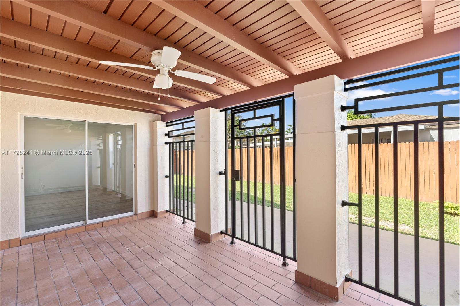 LA ROMANA - Residential Lease