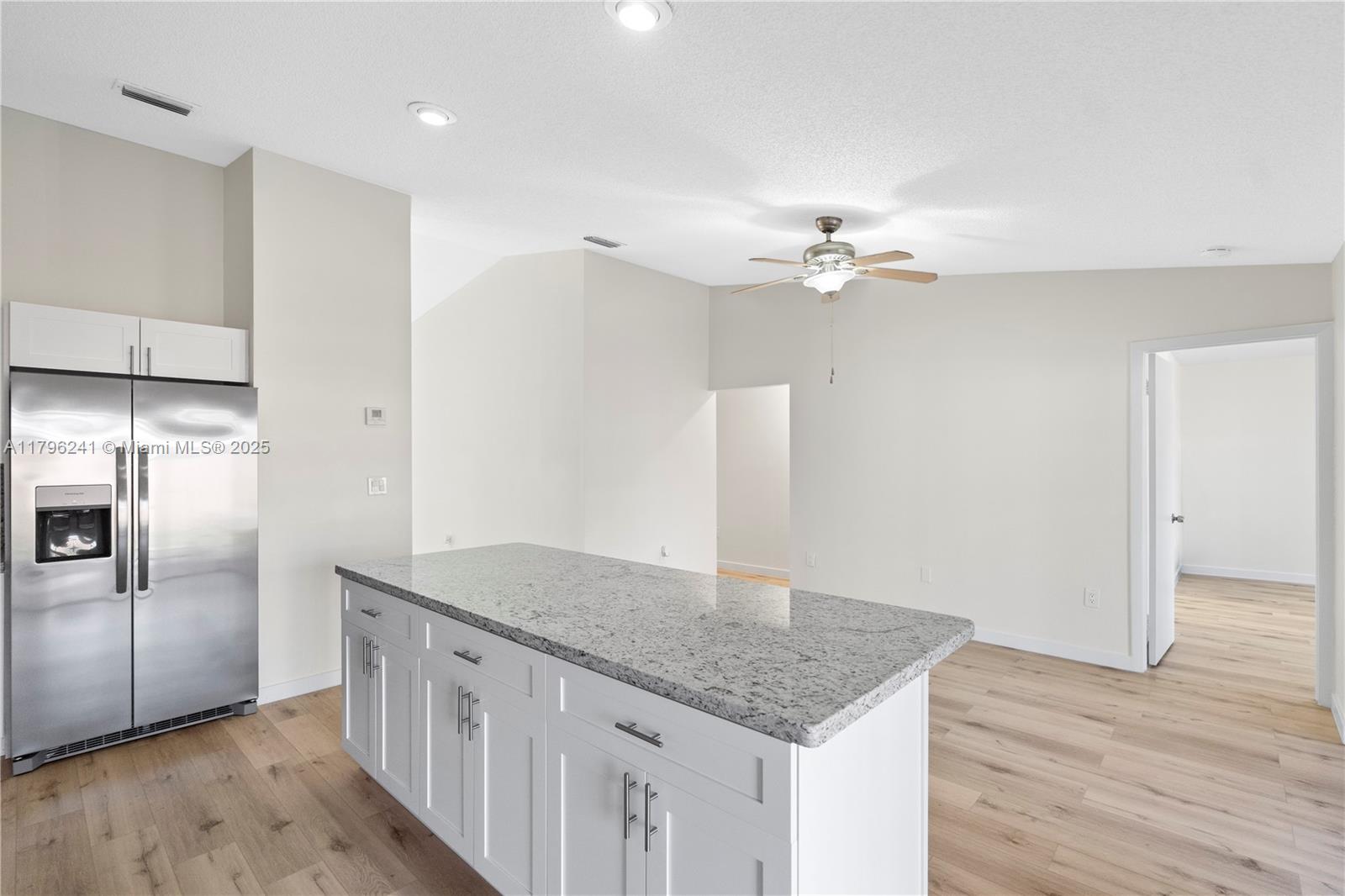LA ROMANA - Residential Lease