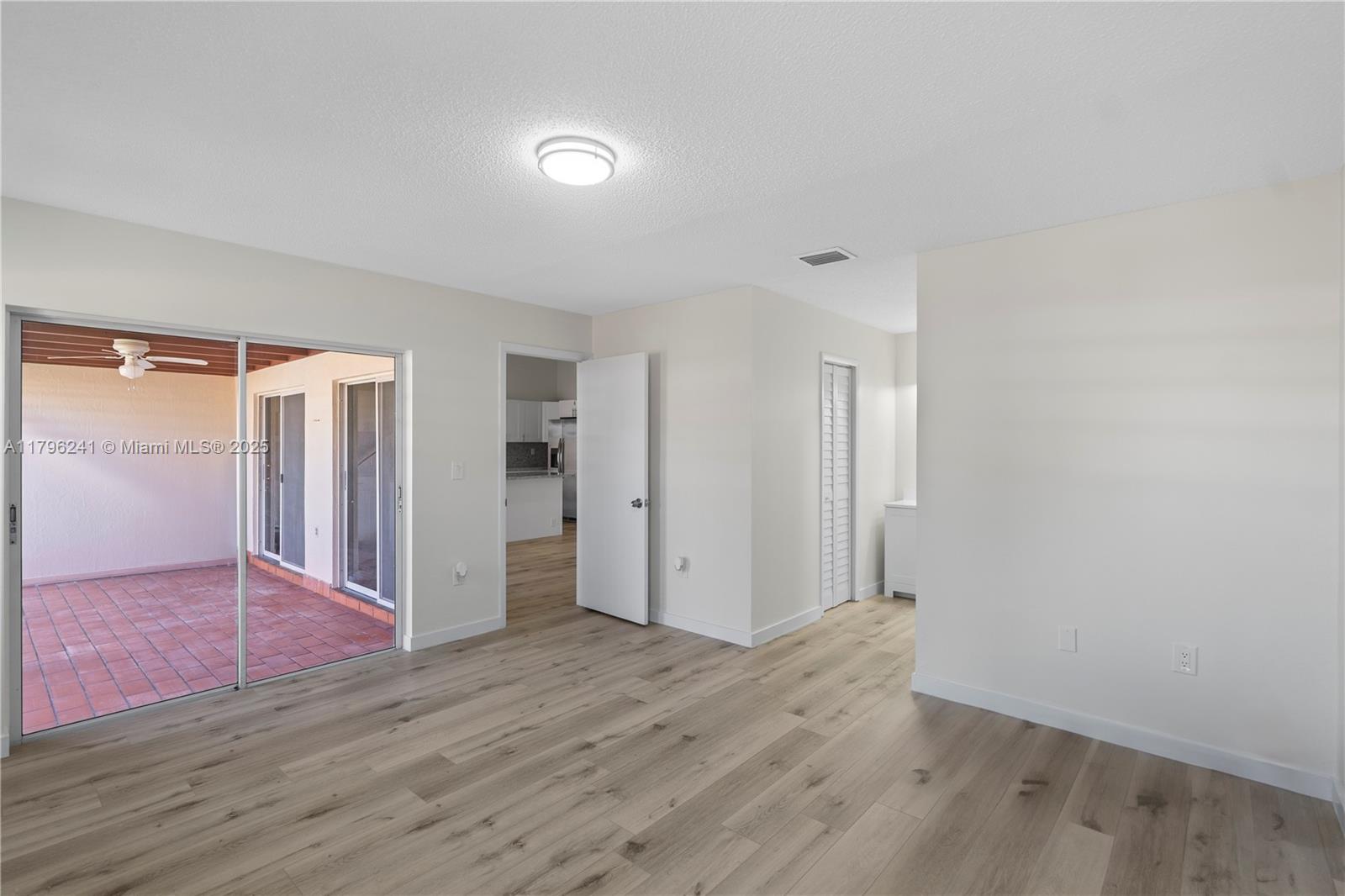 LA ROMANA - Residential Lease