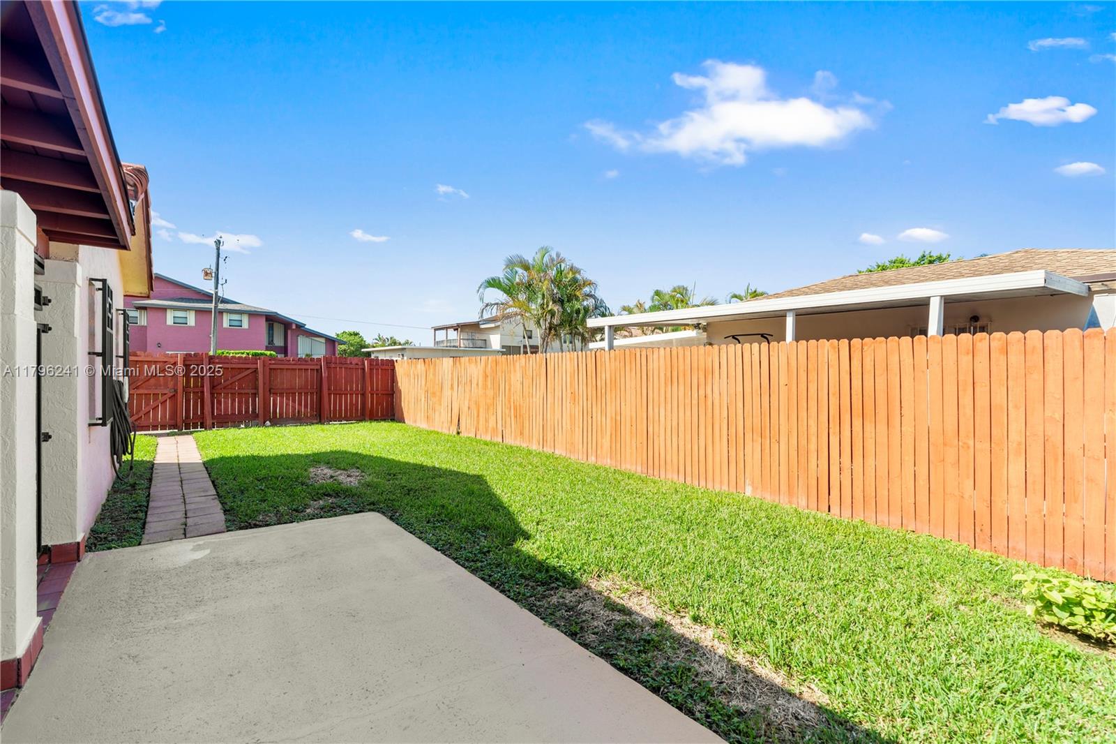 LA ROMANA - Residential Lease