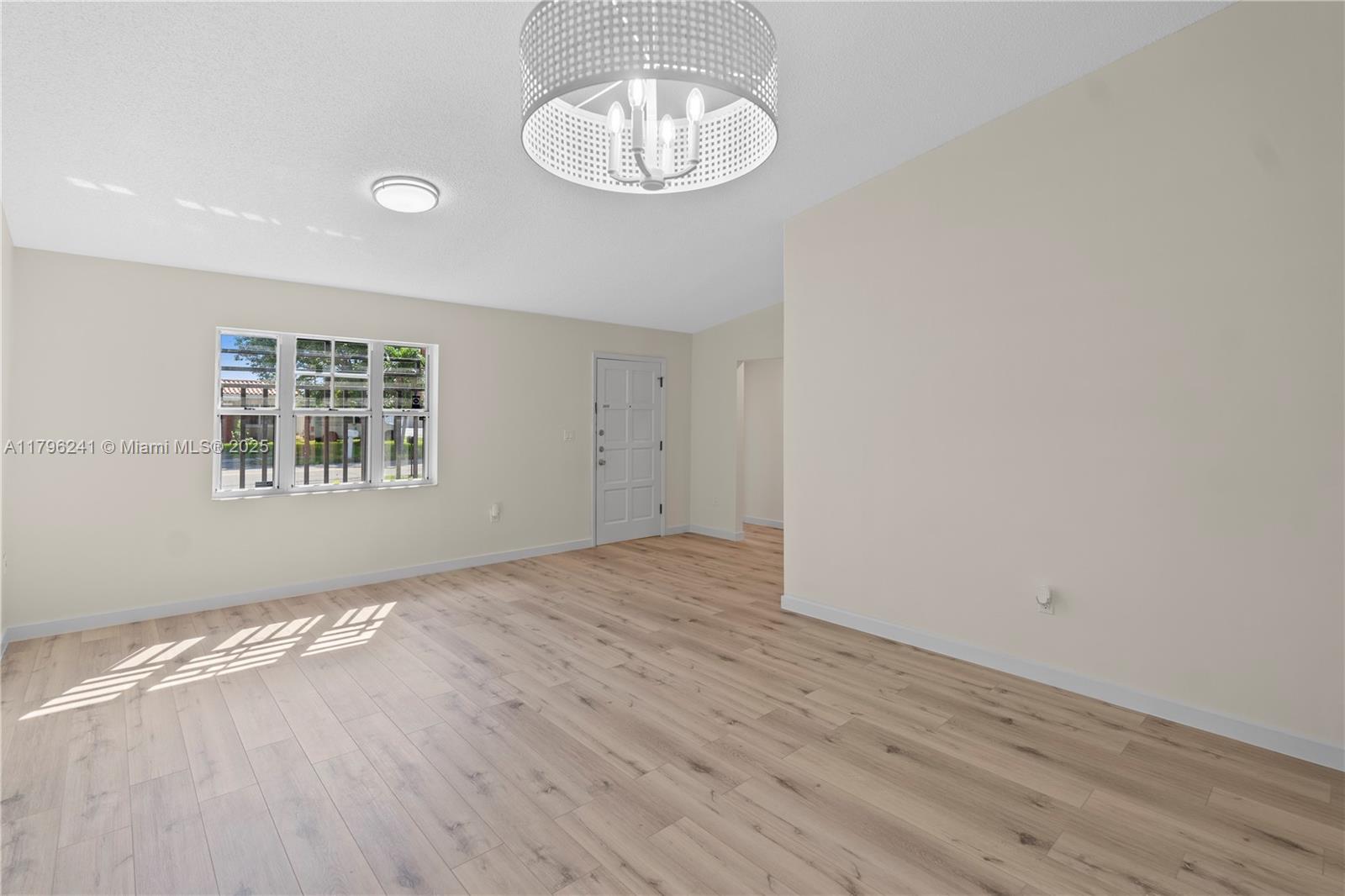 LA ROMANA - Residential Lease