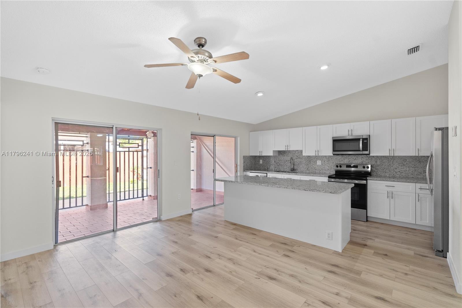 LA ROMANA - Residential Lease