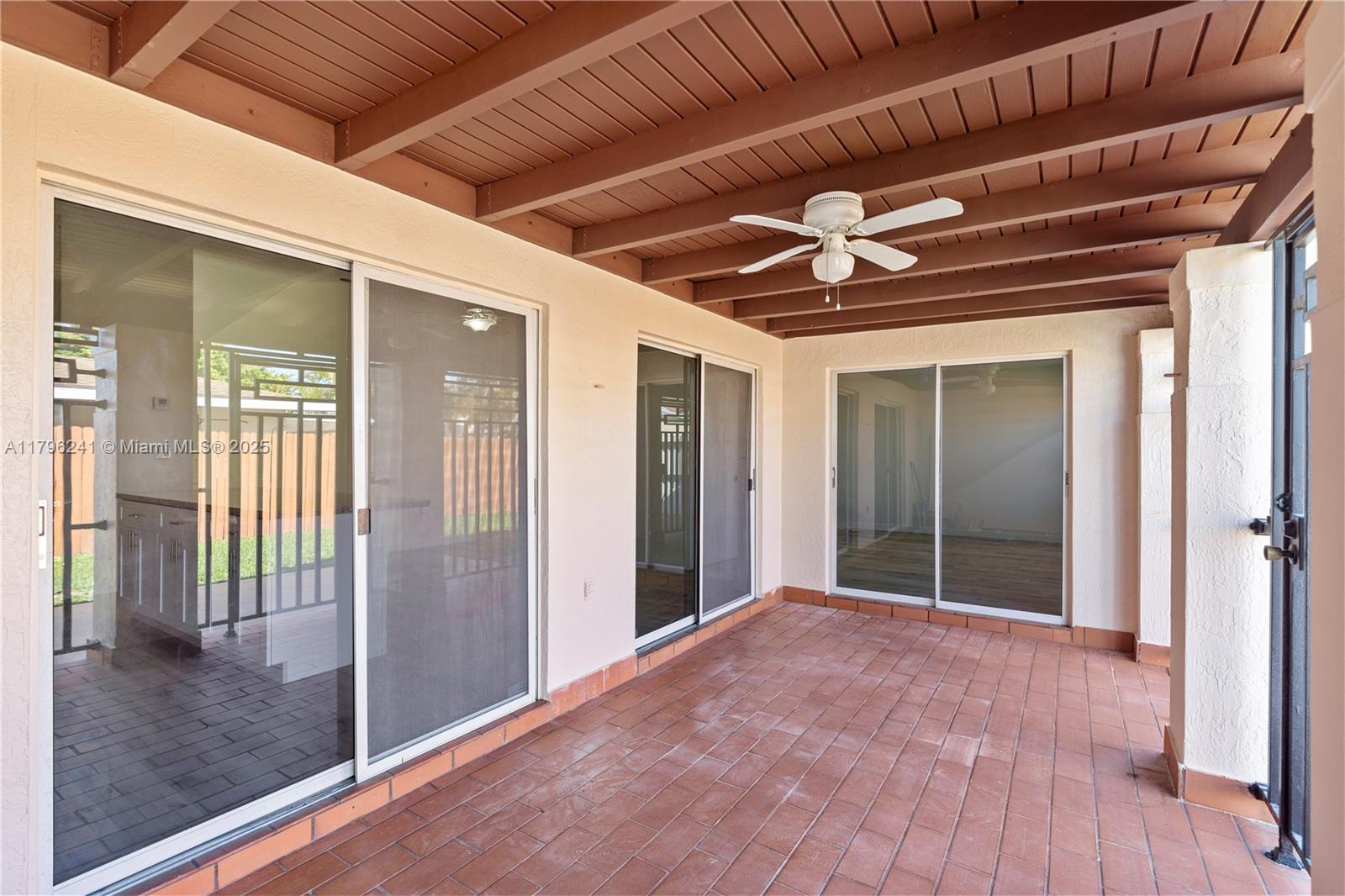 LA ROMANA - Residential Lease