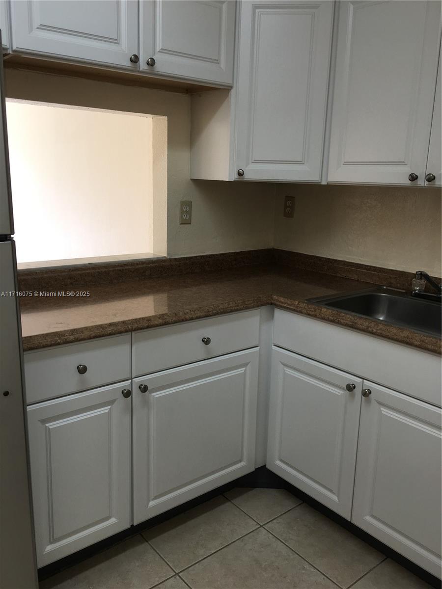 THE BERKELEY CONDO - Residential
