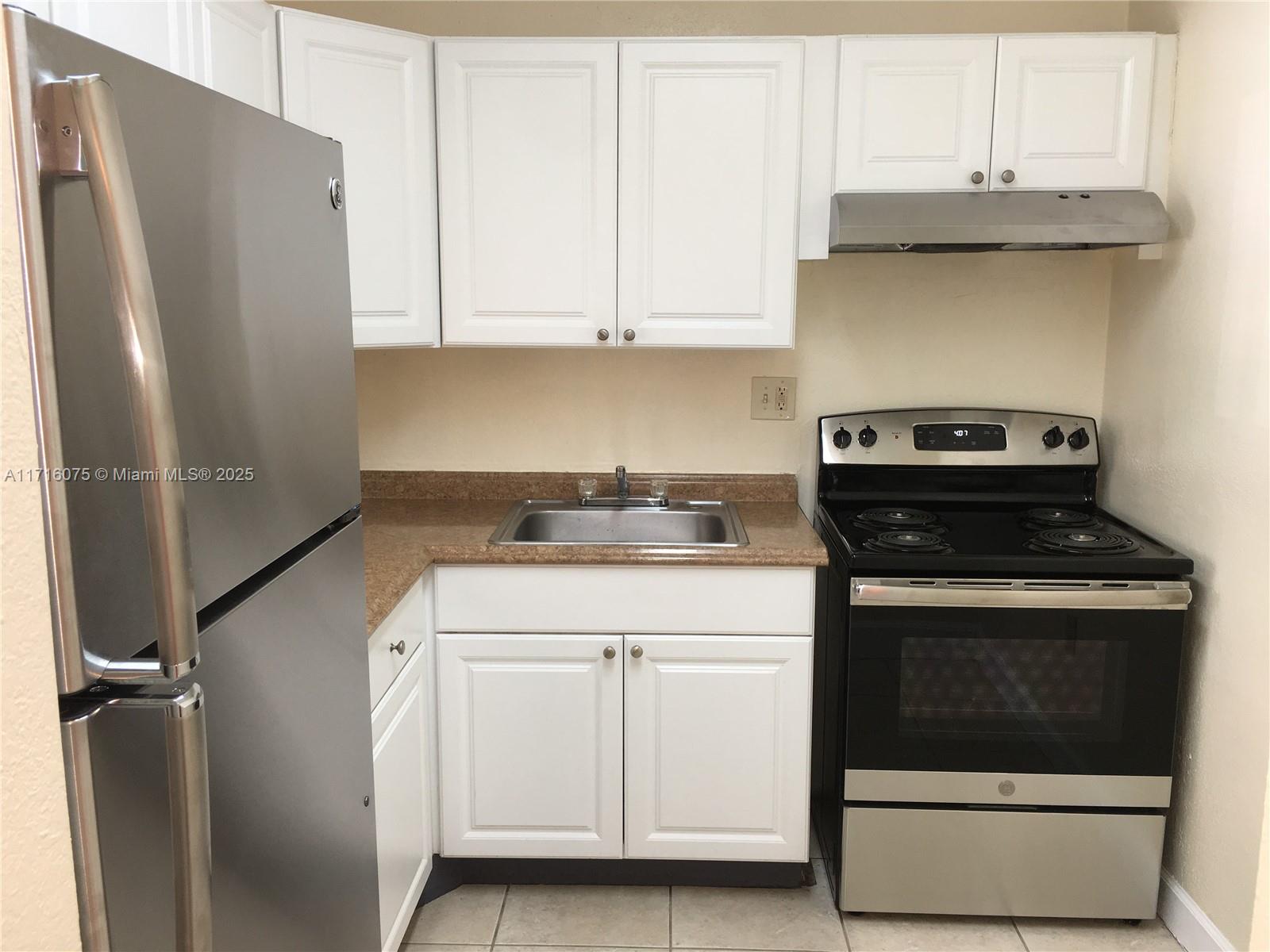 THE BERKELEY CONDO - Residential