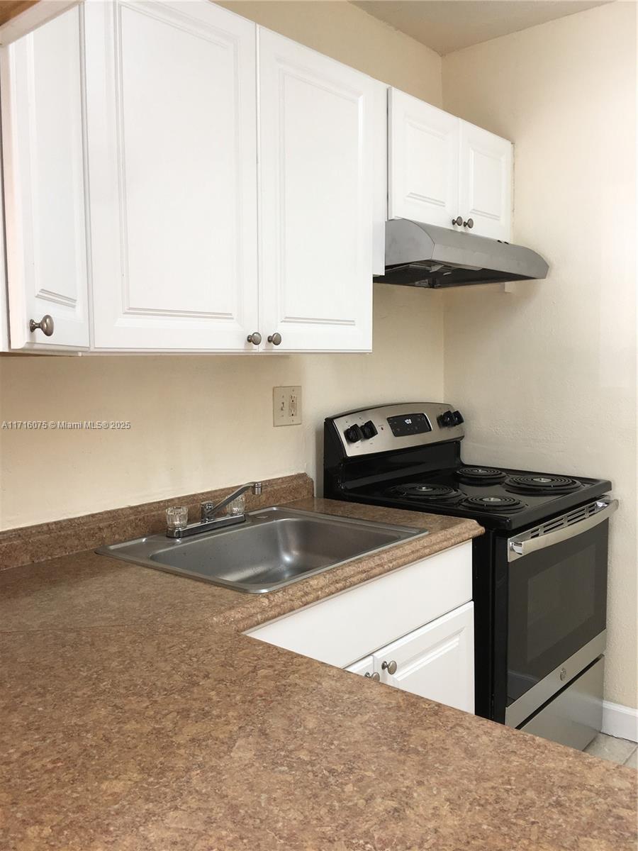 THE BERKELEY CONDO - Residential