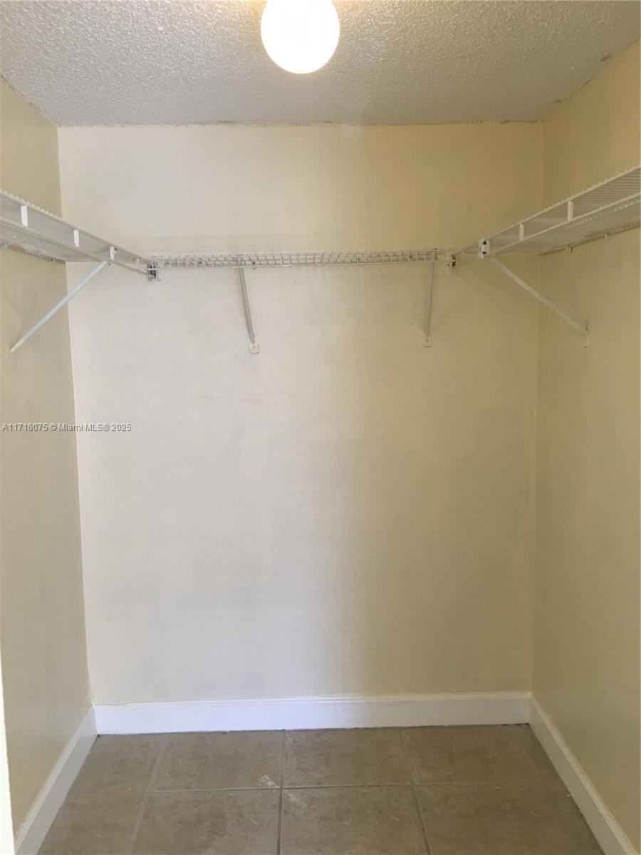 THE BERKELEY CONDO - Residential
