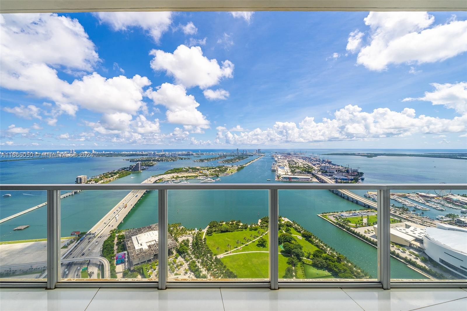 1100 Biscayne Blvd 6003-6004, Miami, Broward County, Florida - 3 Bedrooms  
4 Bathrooms - 