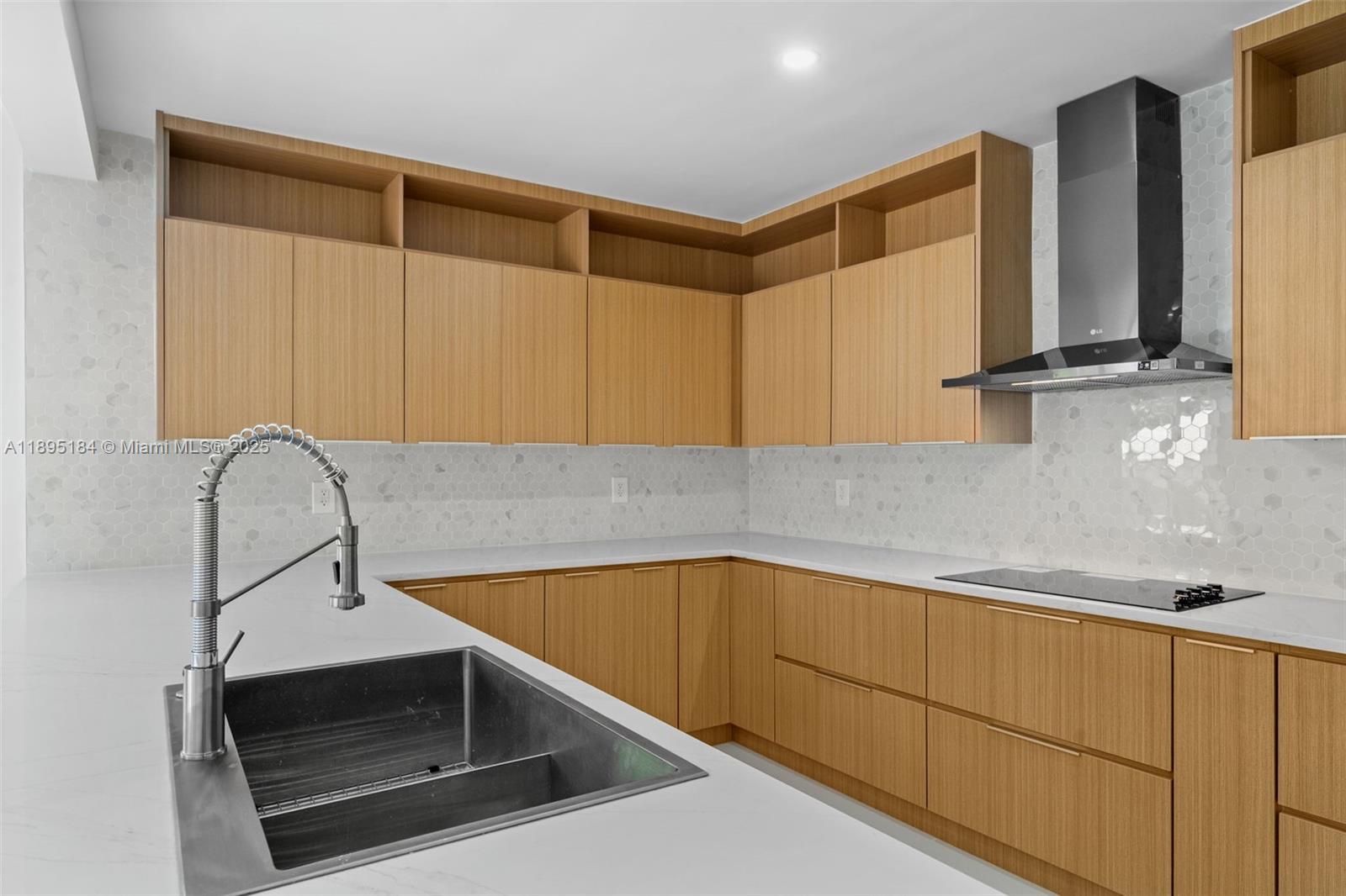MCALLISTER TERR - Residential