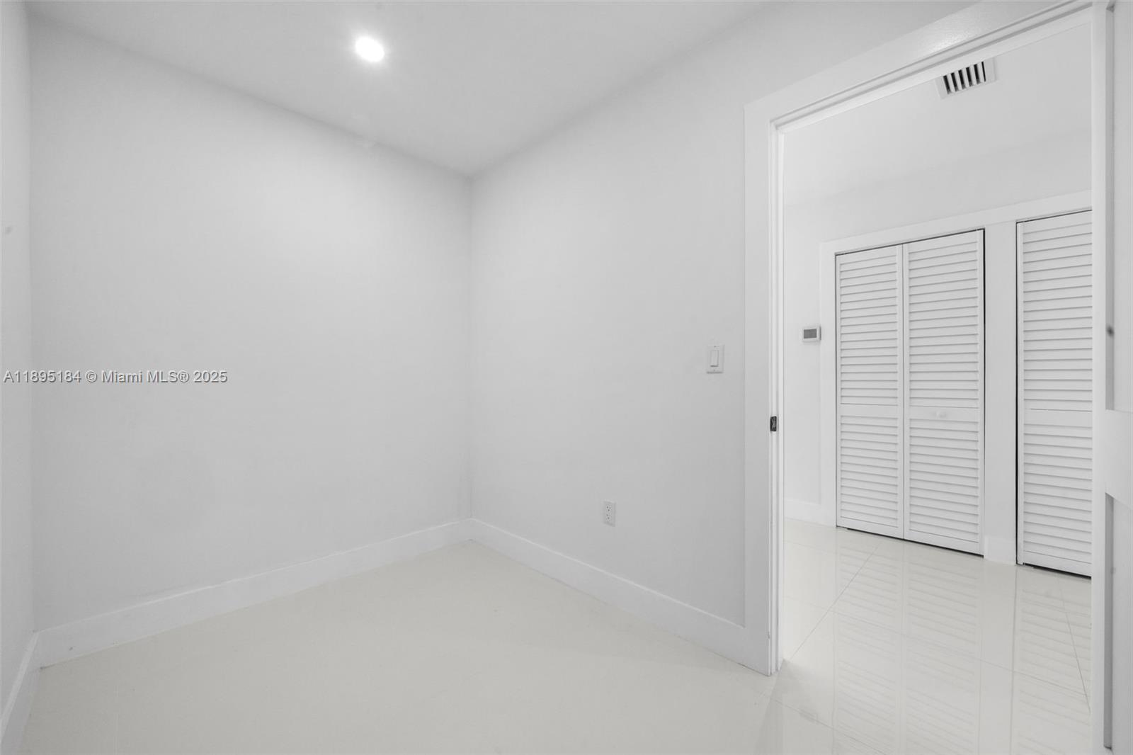 MCALLISTER TERR - Residential