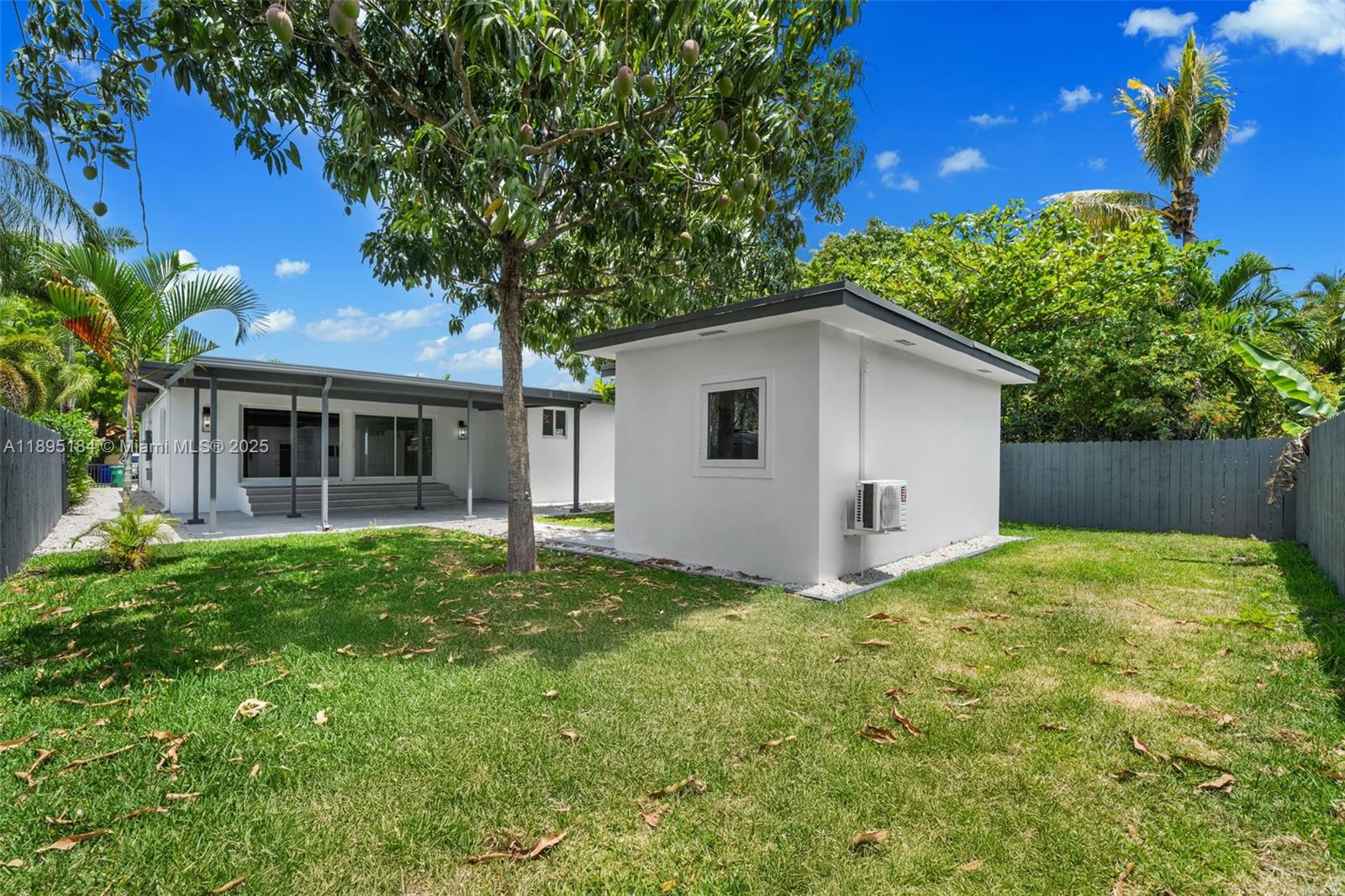 MCALLISTER TERR - Residential
