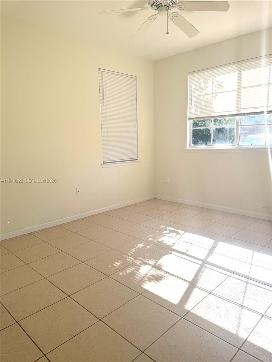 MEZZANO CONDO - Residential