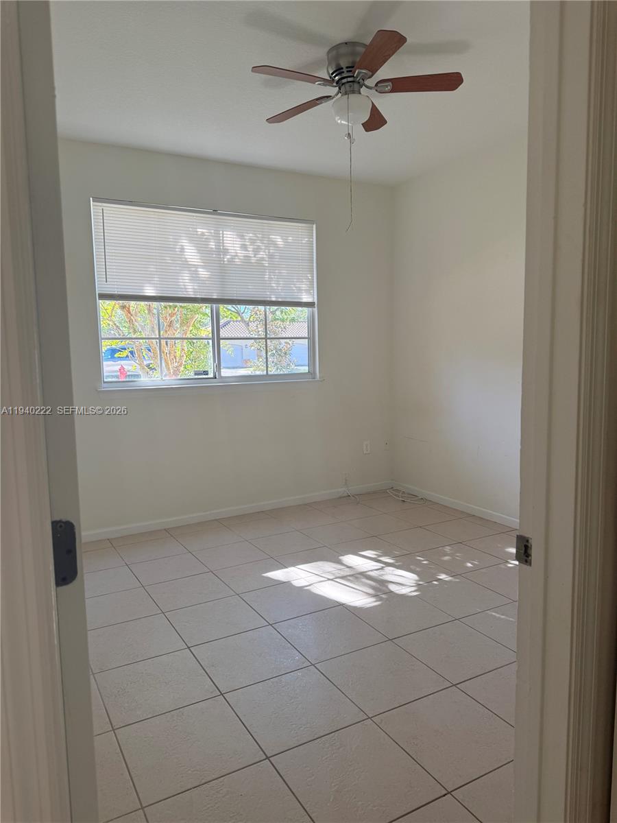 MEZZANO CONDO - Residential