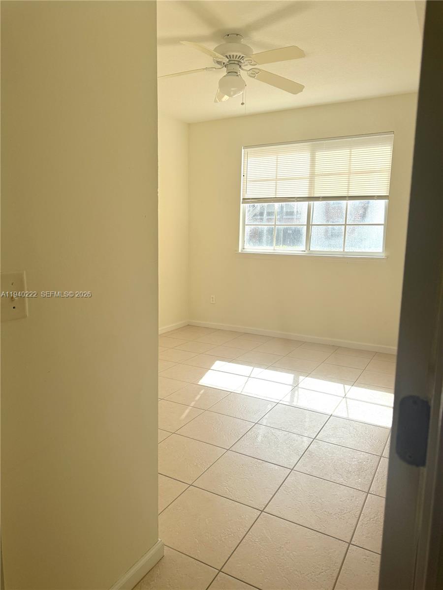 MEZZANO CONDO - Residential