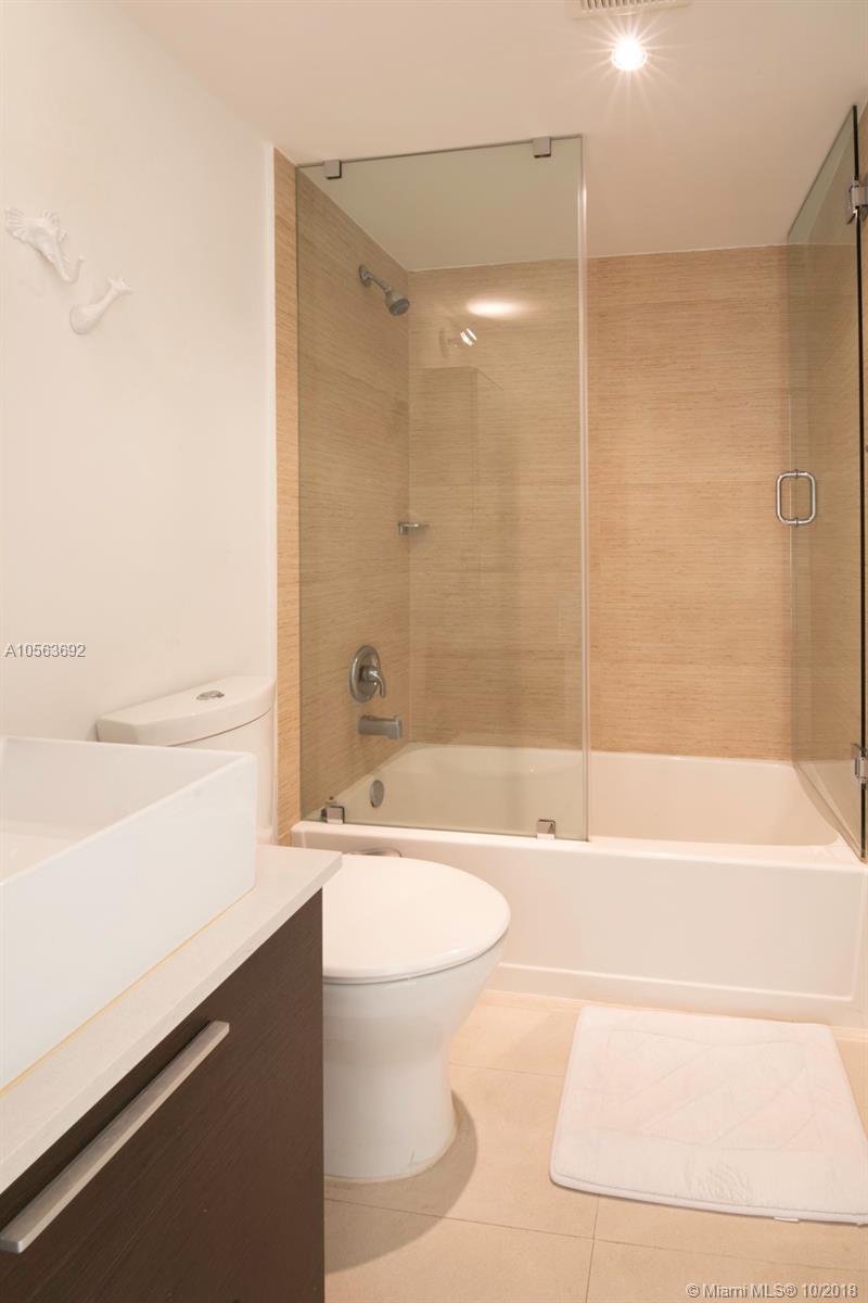 IMPERIAL AT BRICKELL COND - Residential Lease