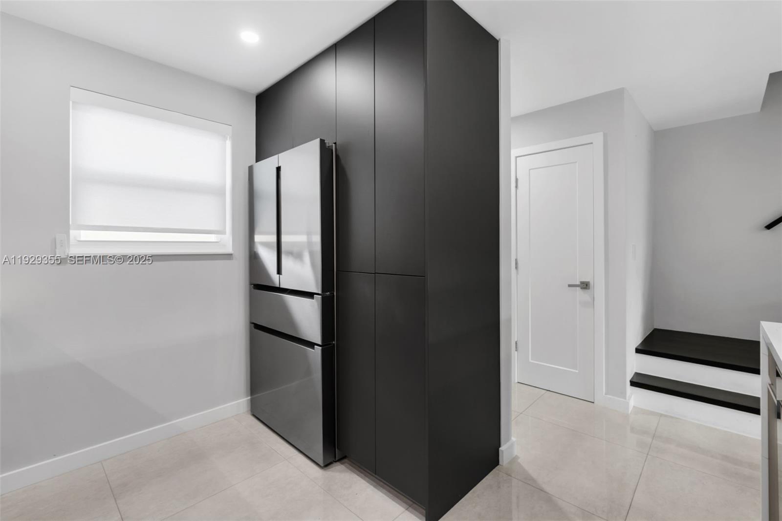 KENDALE LK TOWNHOUSE COND - Residential