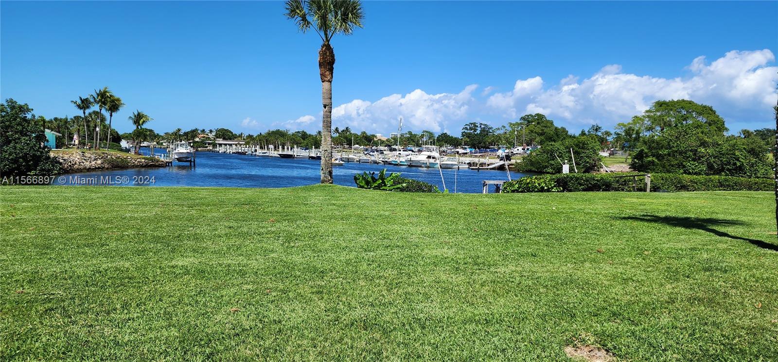 Rental Property at 725 Hummingbird Way 103, North Palm Beach, Palm Beach County, Florida - Bedrooms: 2 
Bathrooms: 2  - $2,800 MO.