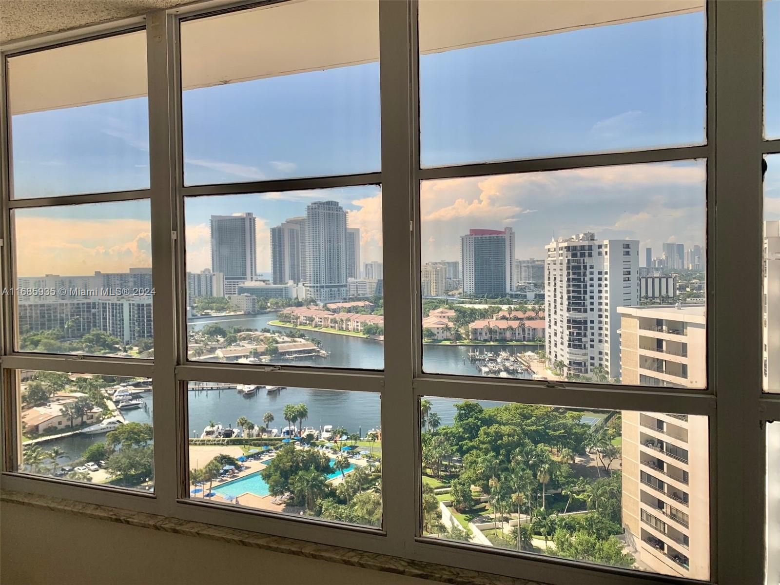 OLYMPUS CONDO PHASE - Residential