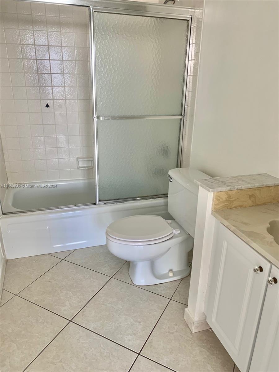 OLYMPUS CONDO PHASE - Residential