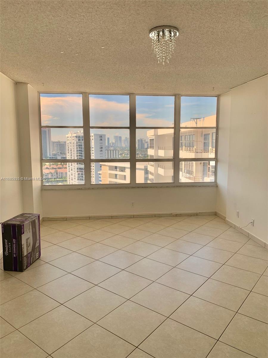 OLYMPUS CONDO PHASE - Residential