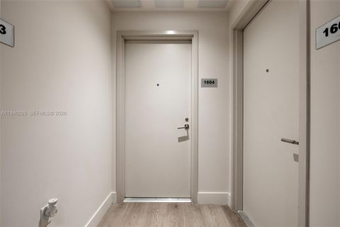 239 SW 9th St 1604 Miami FL 33130