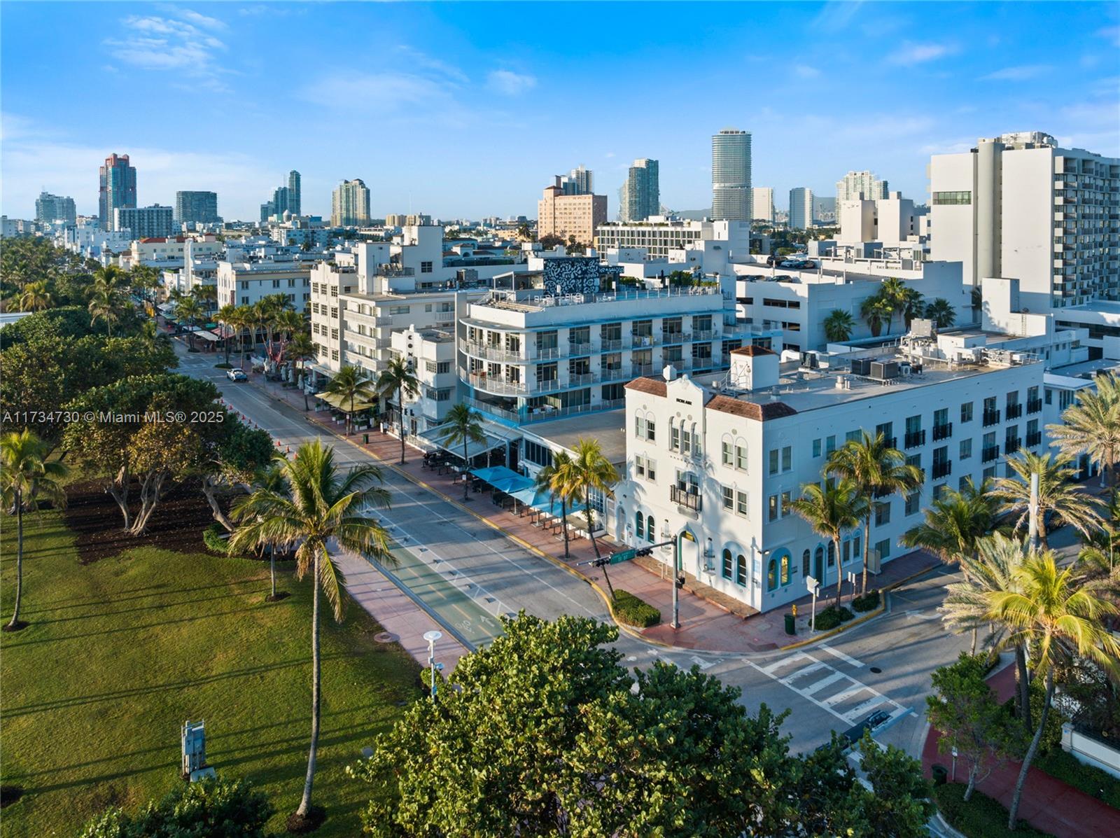 THE STRAND ON OCEAN DRIVE - Residential