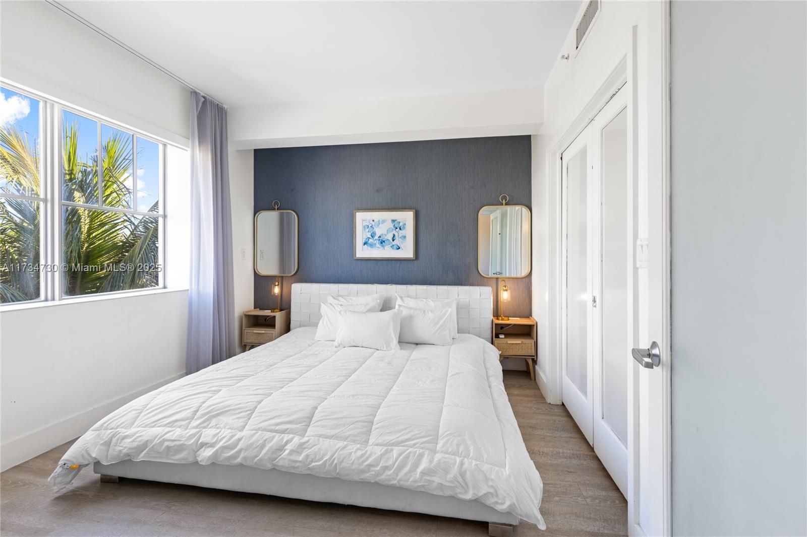 THE STRAND ON OCEAN DRIVE - Residential